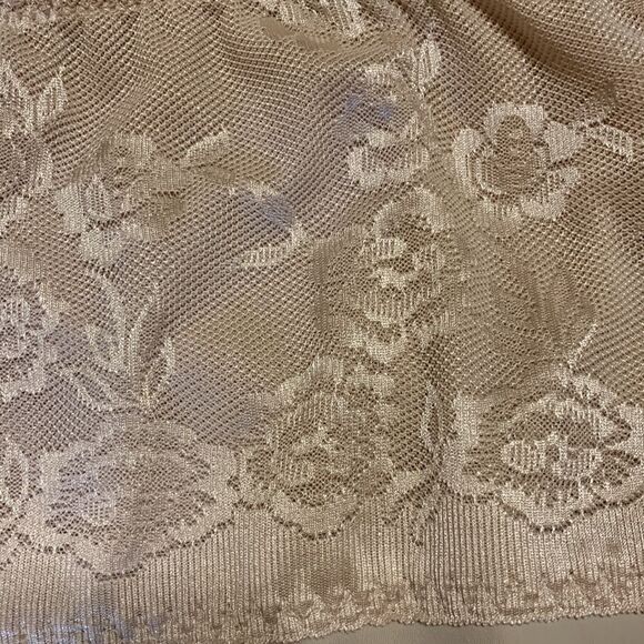 Torrid Size 5 Shapewear shorts nude .  NEW - Picture 8 of 8